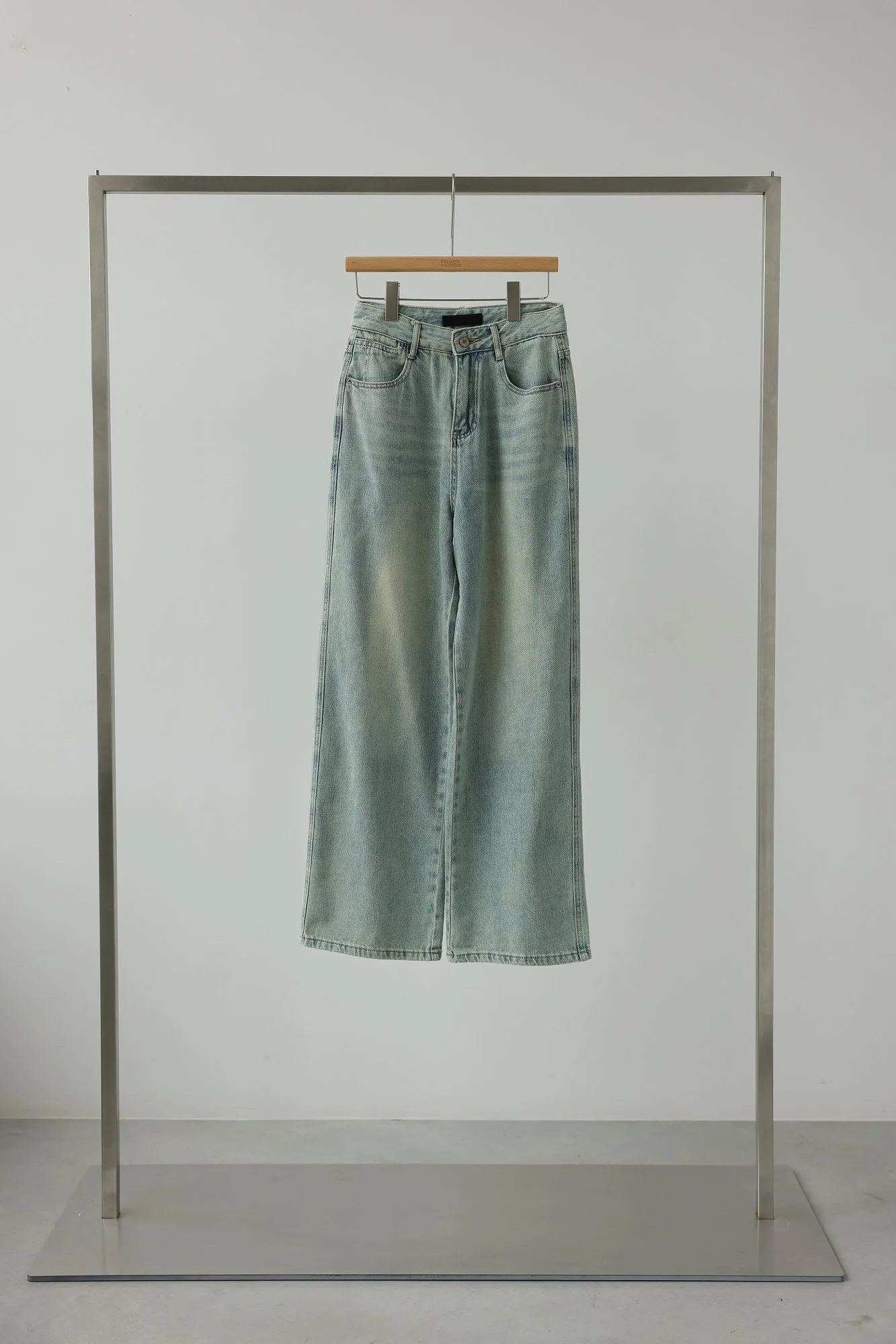 Джинсы (L, голубой). Избражение № 1