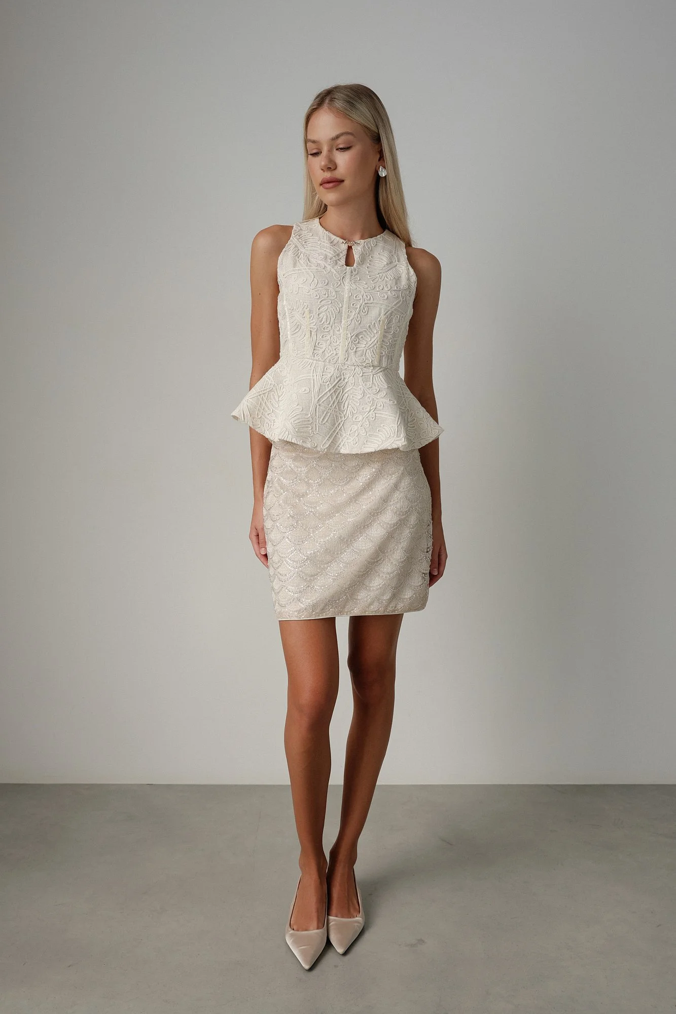 Топ (L (46RU), светло-бежевый). Избражение № 2