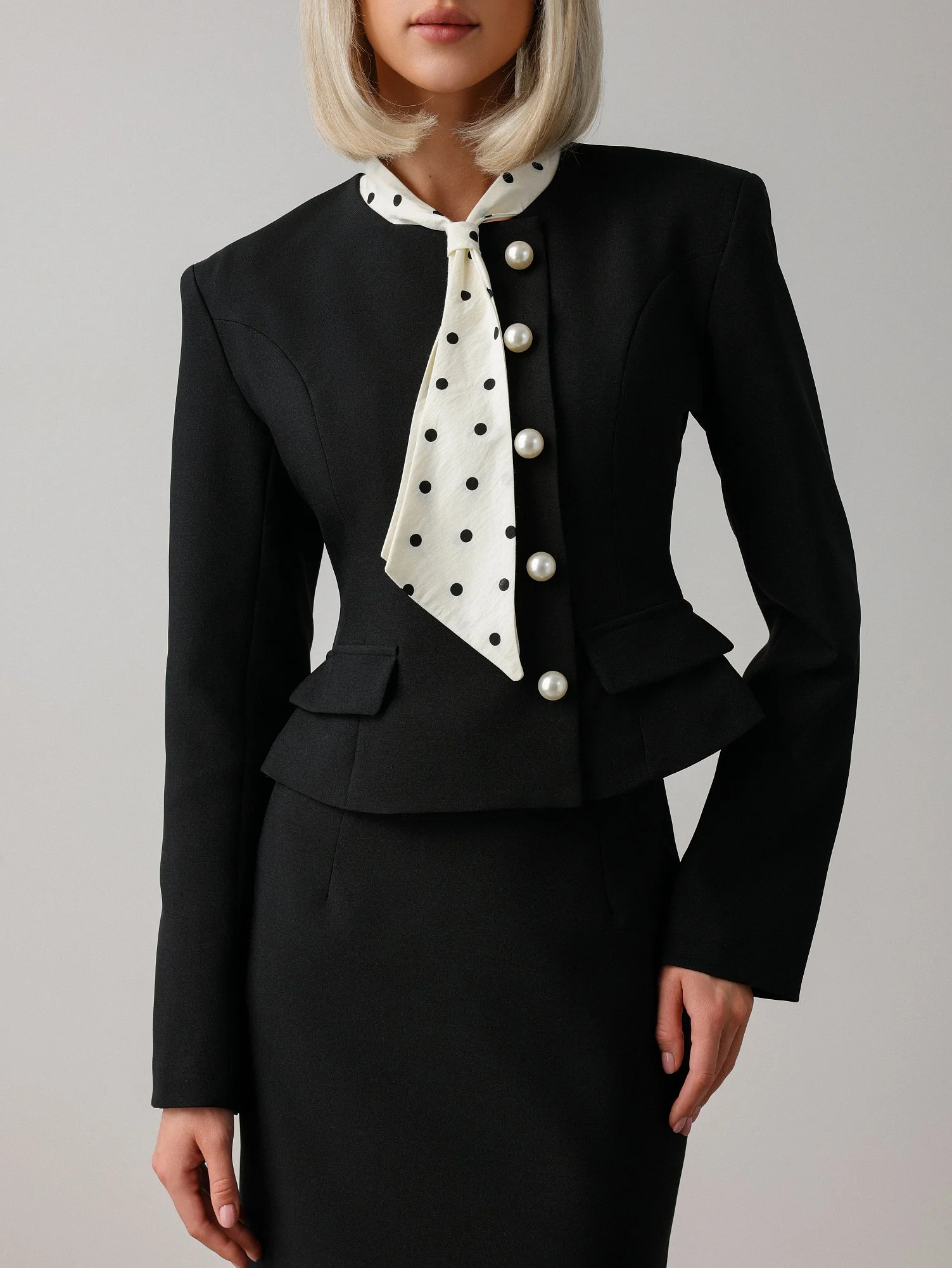 Костюм: юбка и жакет (S (42RU), чёрный). Избражение № 2