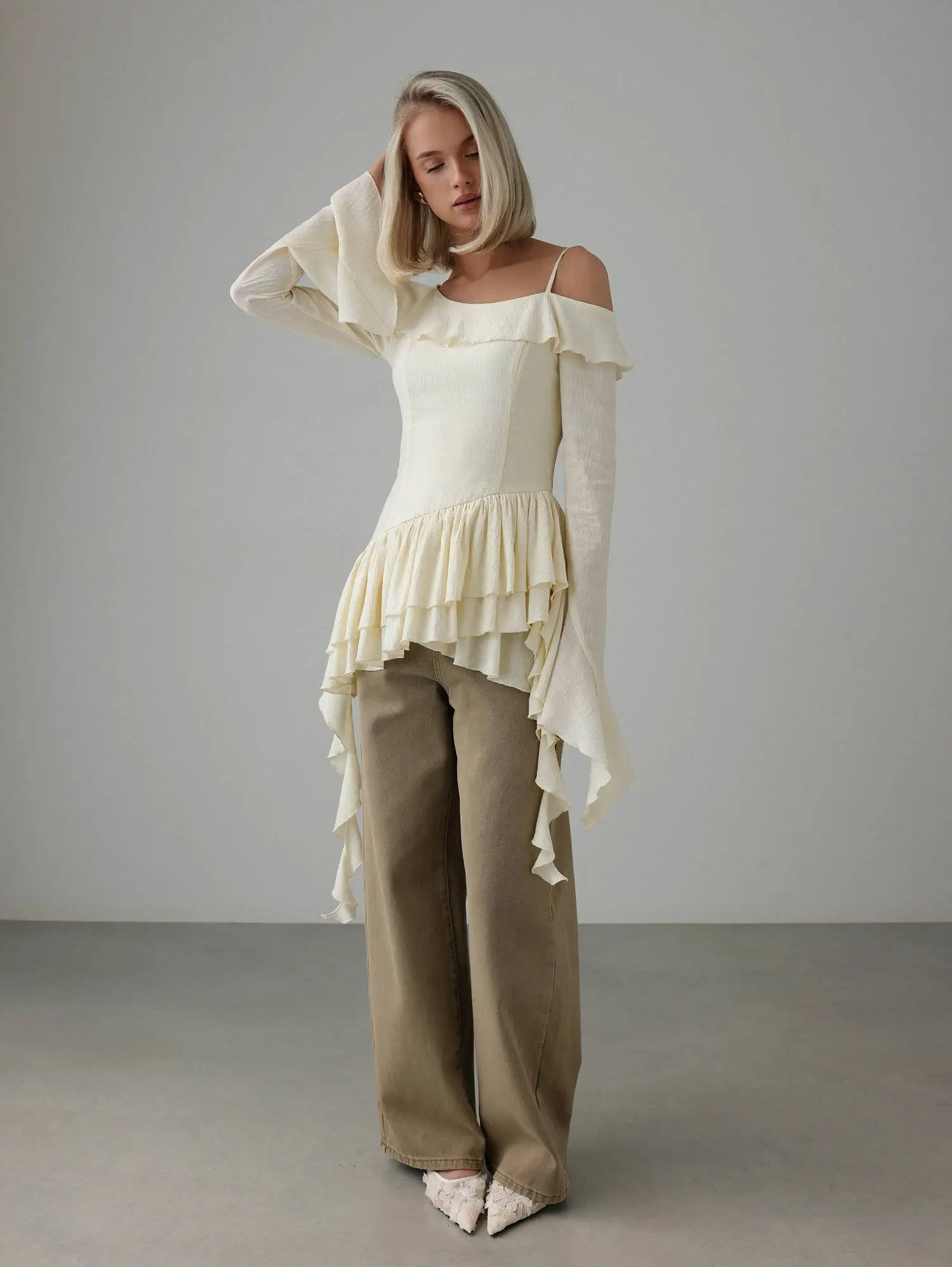 Топ (S (42RU), сливочный). Избражение № 2