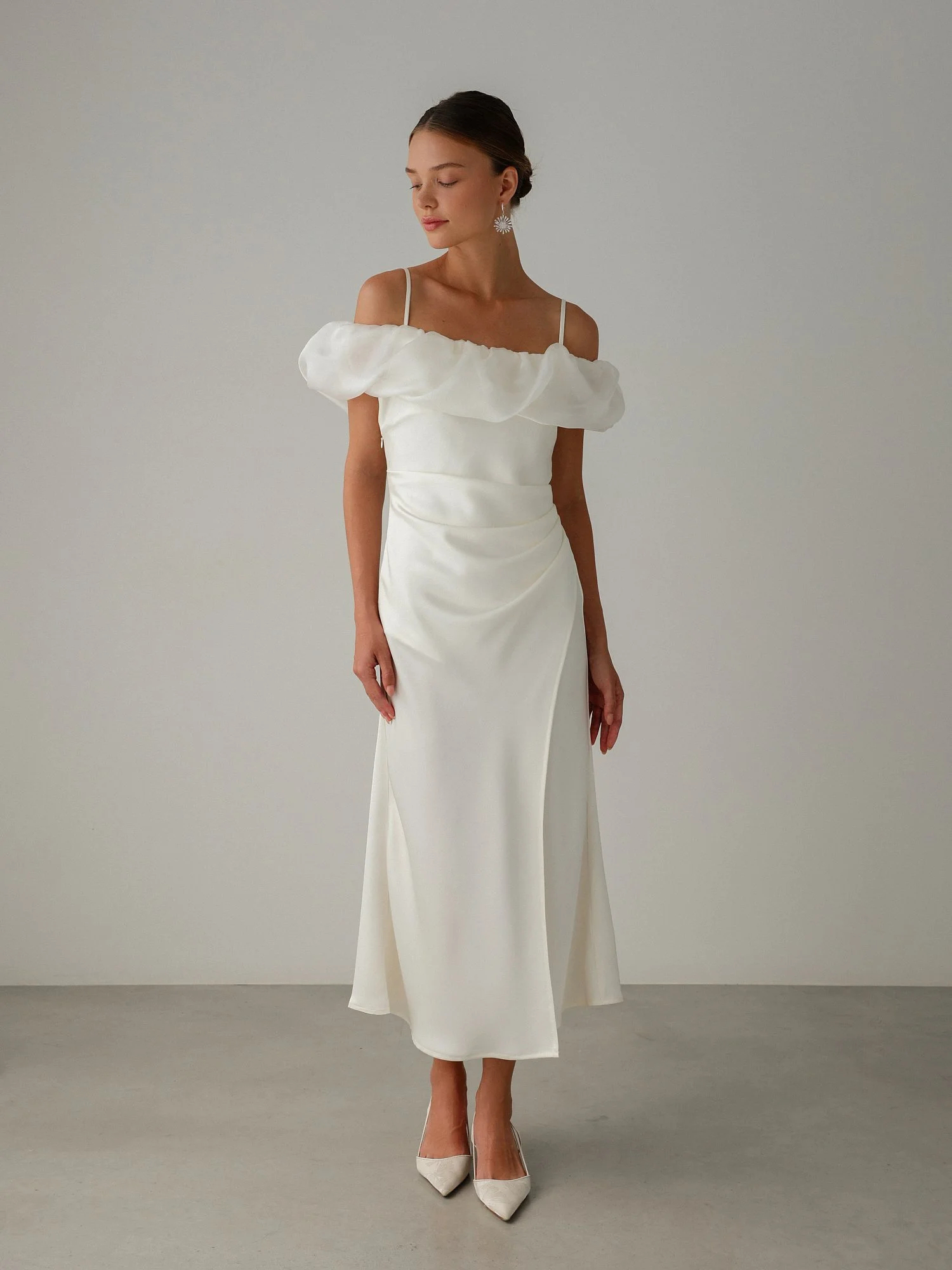 Платье (S (42RU), молочный). Избражение № 1