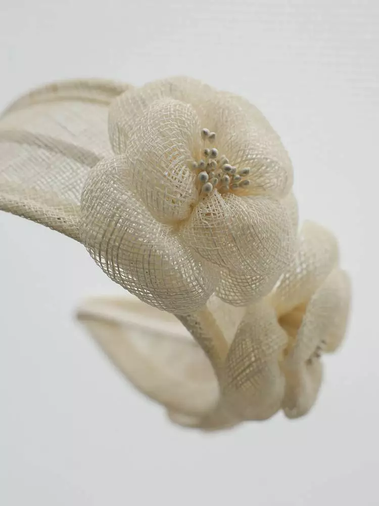 Украшения для волос (светло-бежевый). Изображение № 3