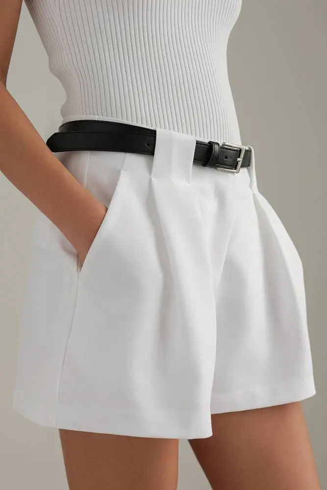 Шорты (L (46RU), белый). Изображение № 1