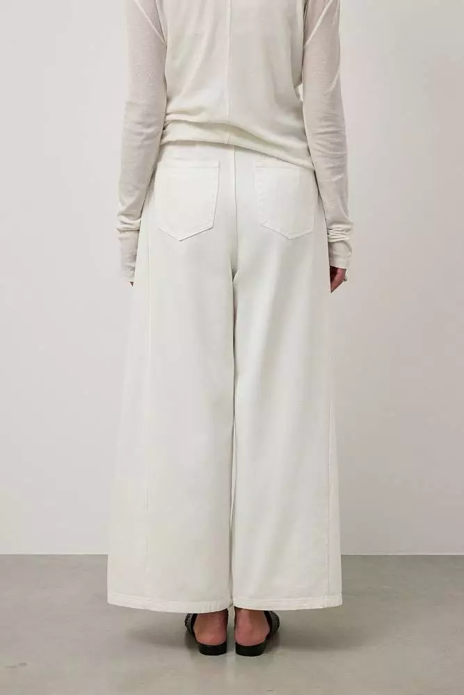 Джинсы (S (42RU), белый). Изображение № 4