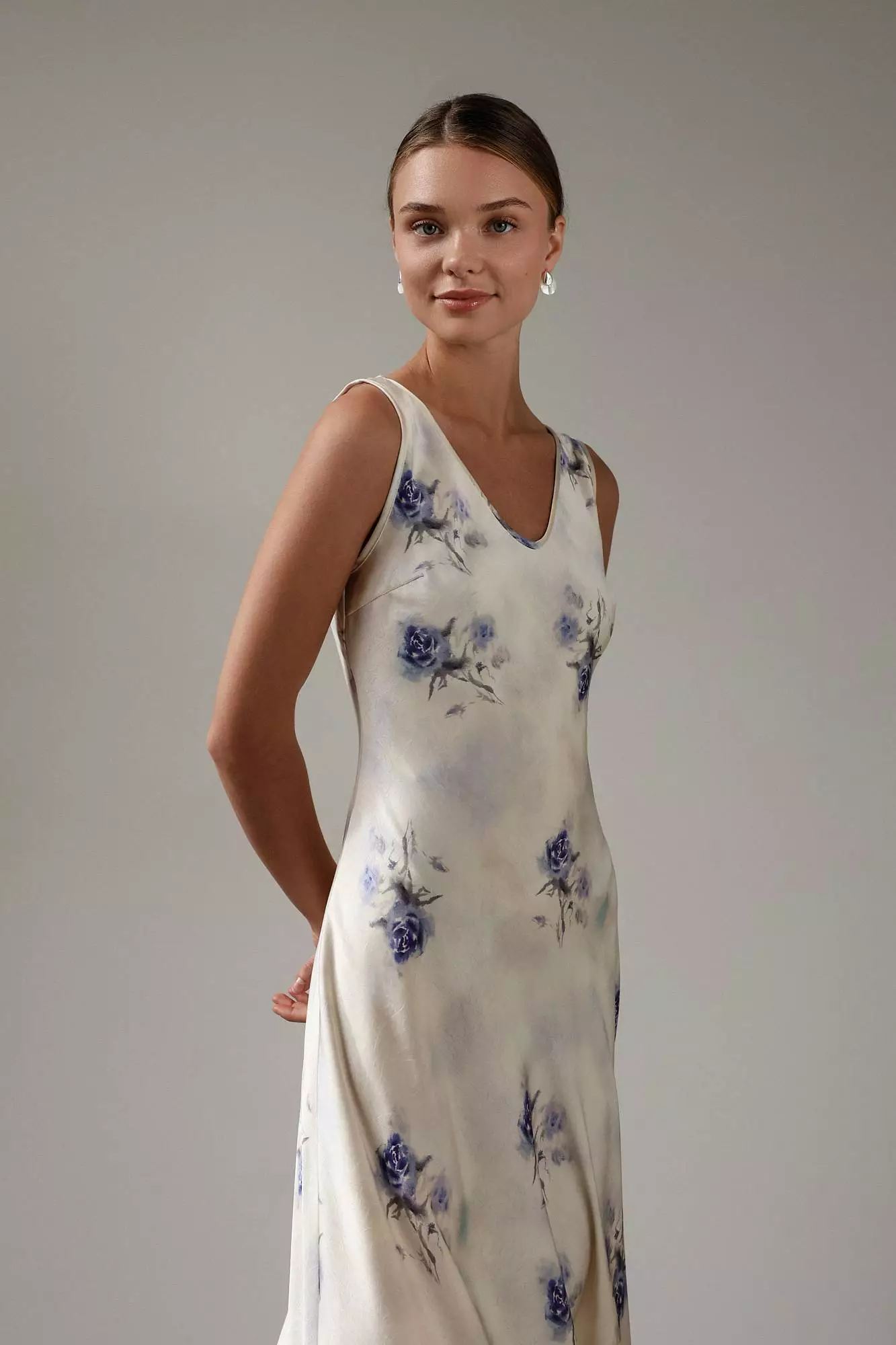 Платье (S (42RU) светло-бежевый). Избражение № 2