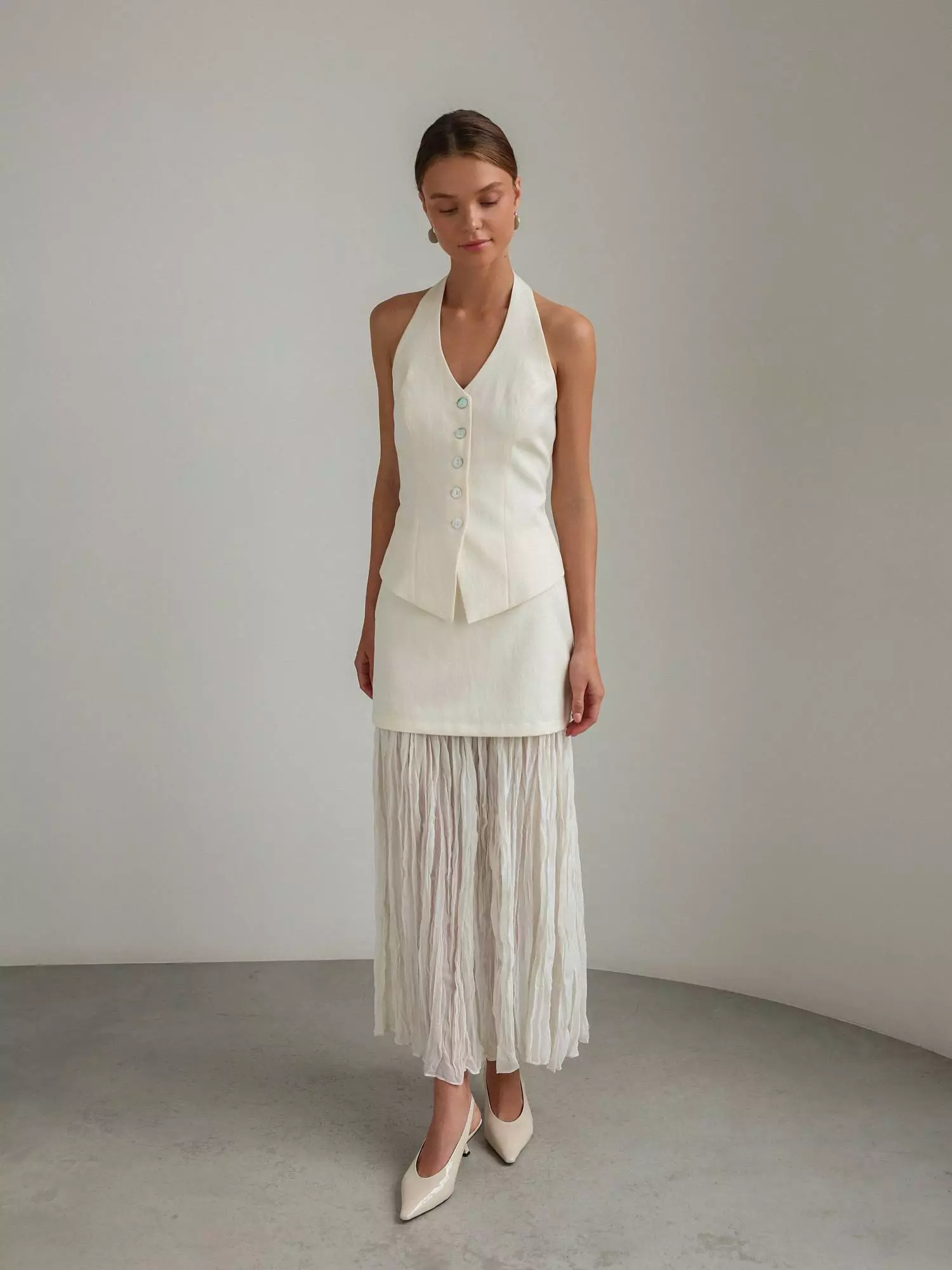 Костюм: жилет и юбка (S (42RU), светло-бежевый). Избражение № 1