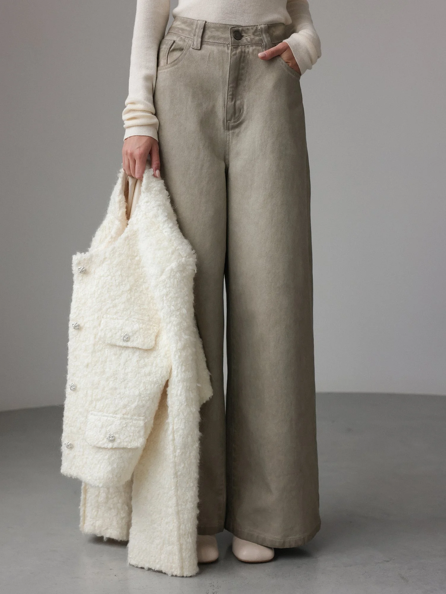 Джинсы (M (44), серо-бежевый). Избражение № 2