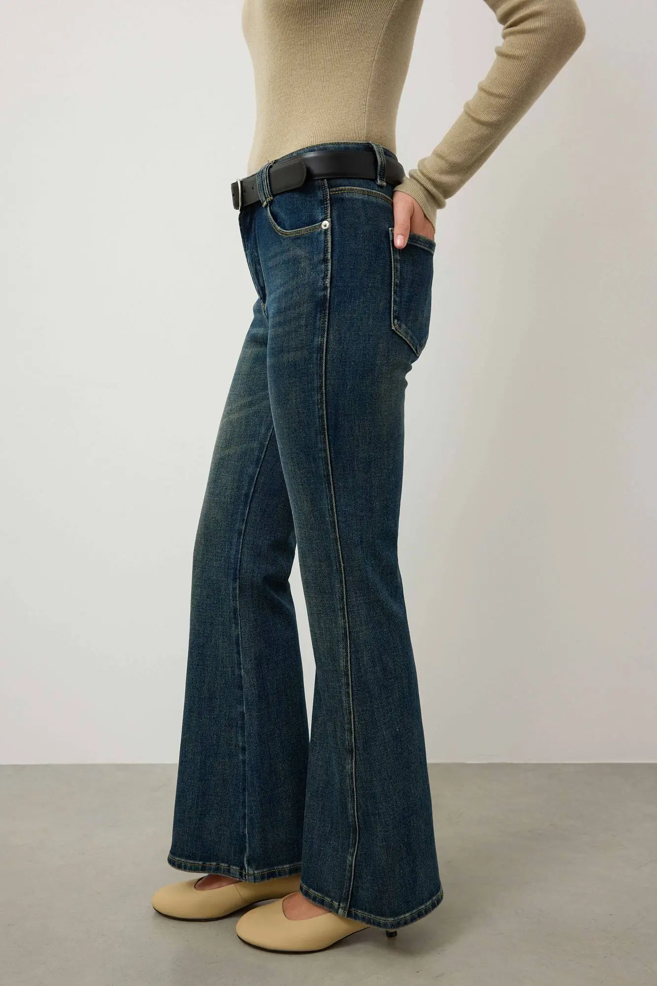 Джинсы (M (44RU), тёмно-синий). Избражение № 2