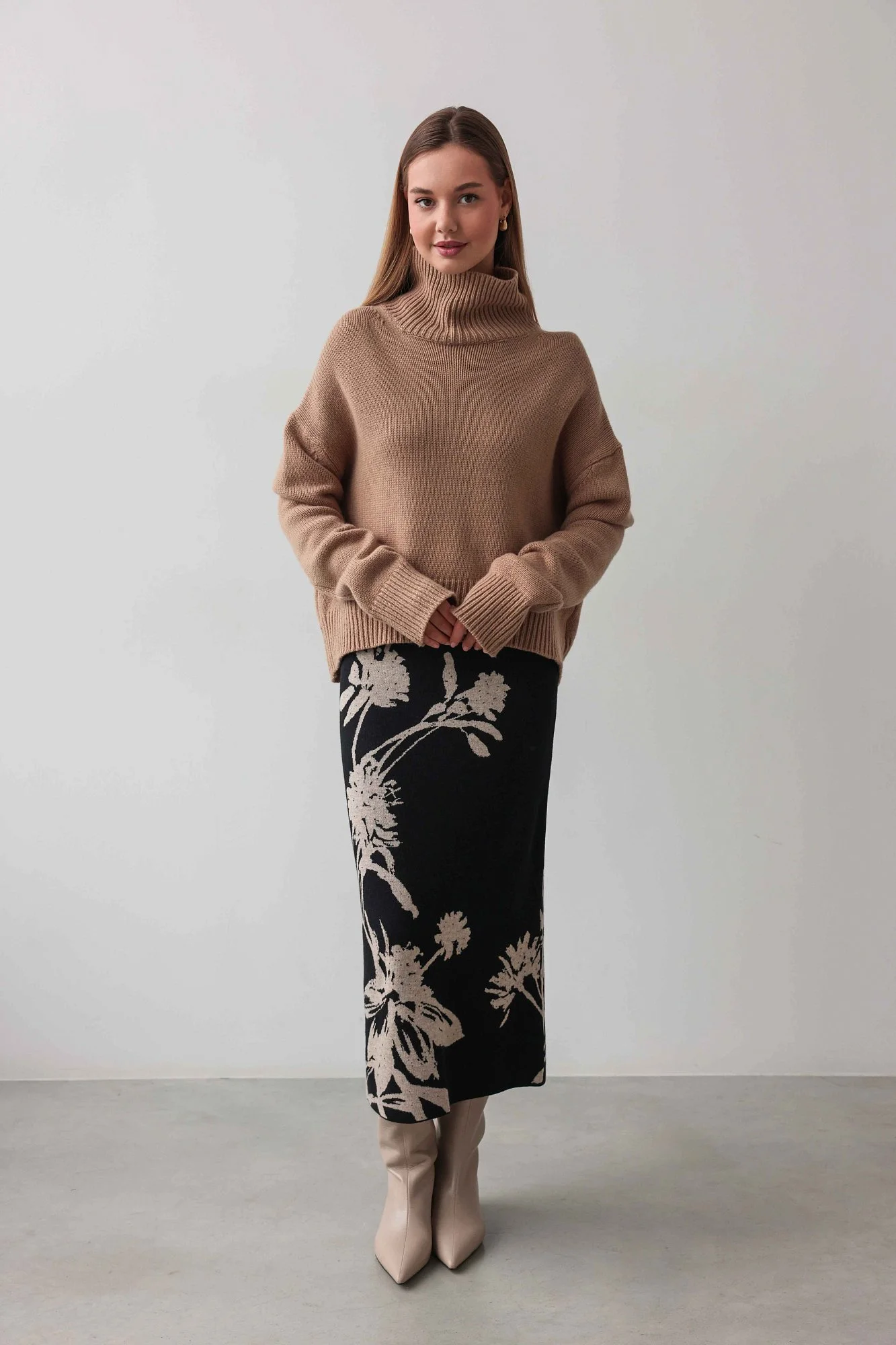 Юбка (M (44RU), чёрный). Избражение № 1