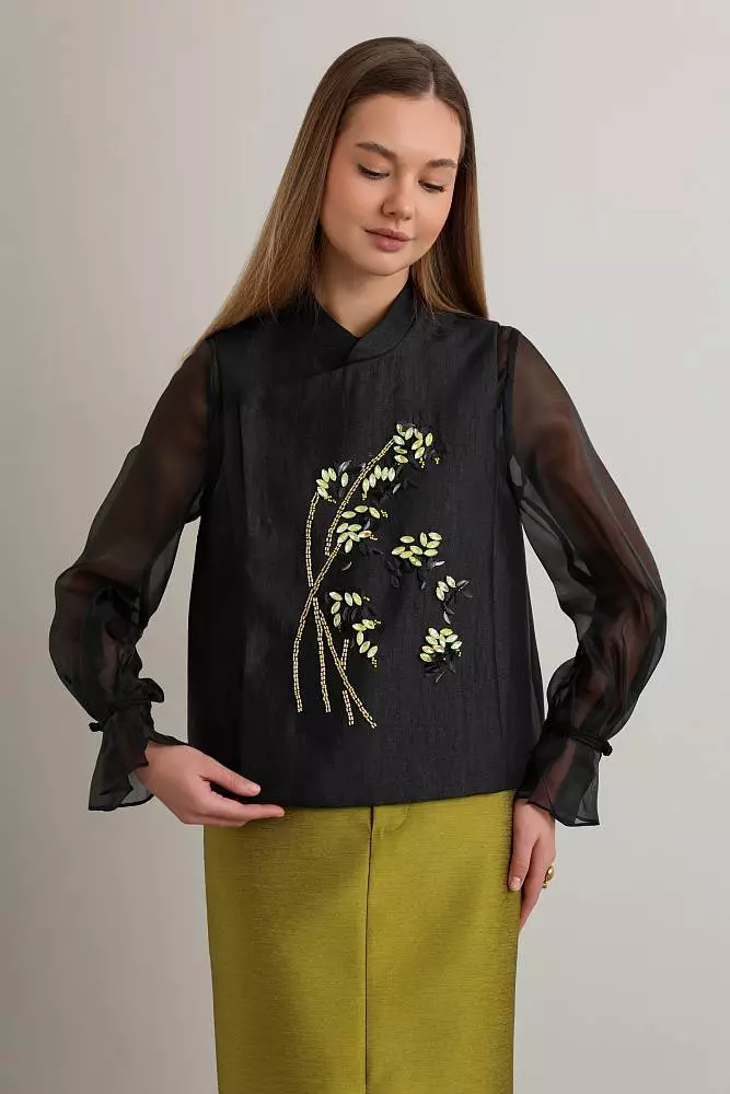 Жилет (onesize (42-46RU), чёрный). Изображение № 1