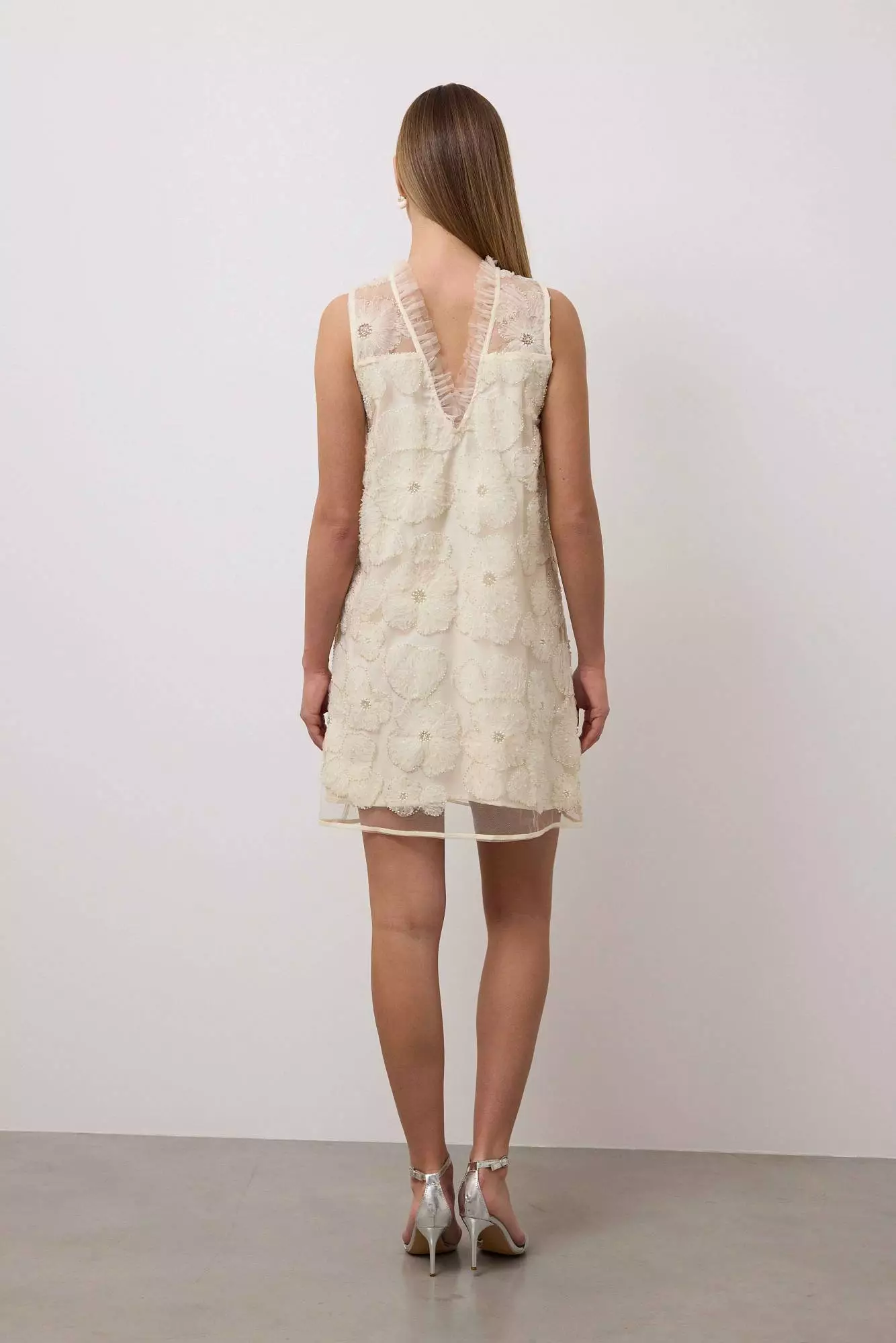 Платье  (L (46RU), светло-бежевый). Избражение № 3