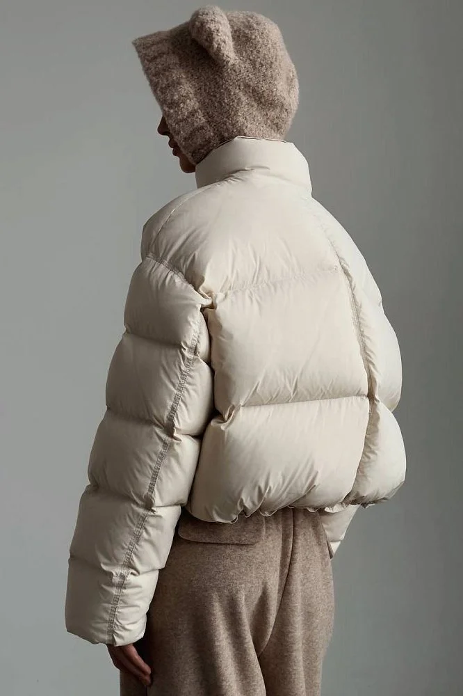 Пуховик (onesize (40-44RU), молочный). Изображение № 4
