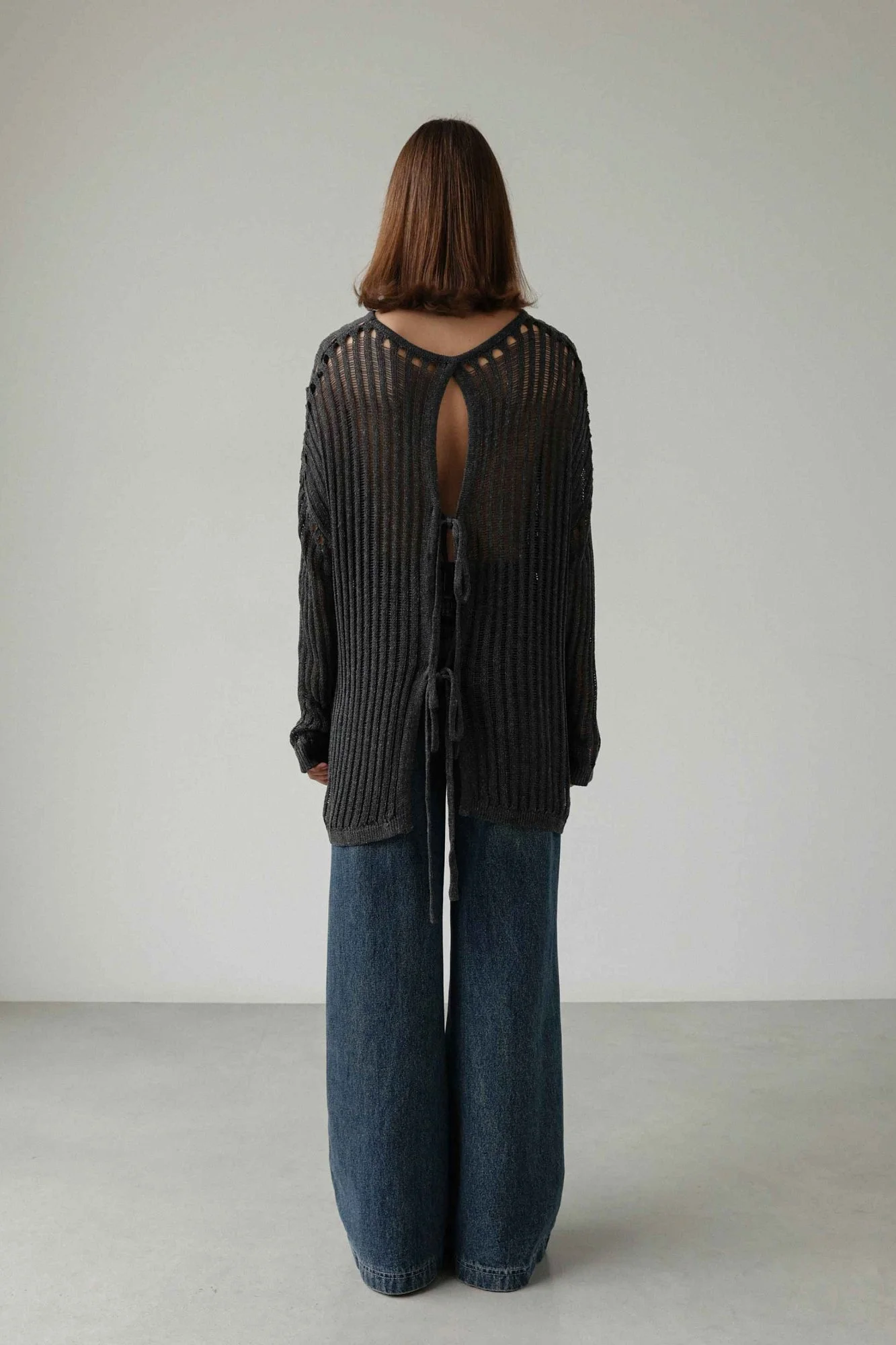 свитер (oversize, тёмно-серый). Избражение № 4