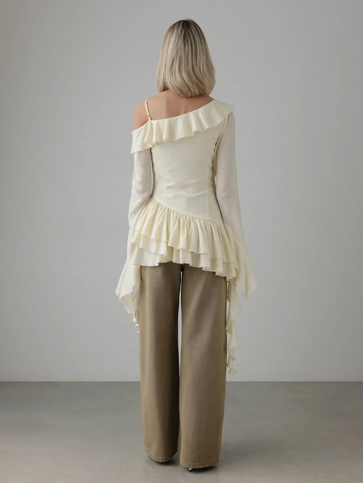 Топ (S (42RU), сливочный). Избражение № 4