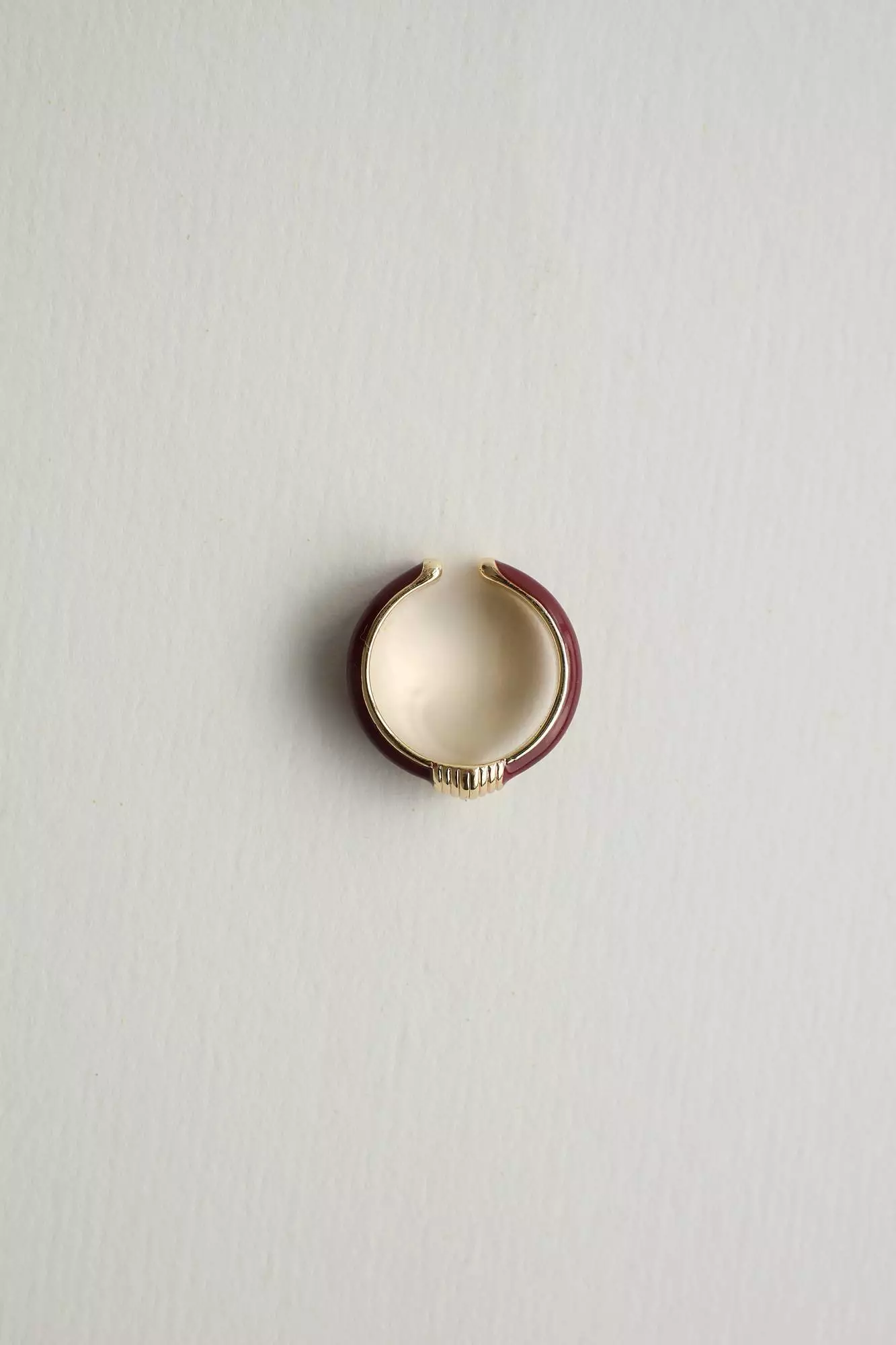 Кольцо (бургунди). Избражение № 2