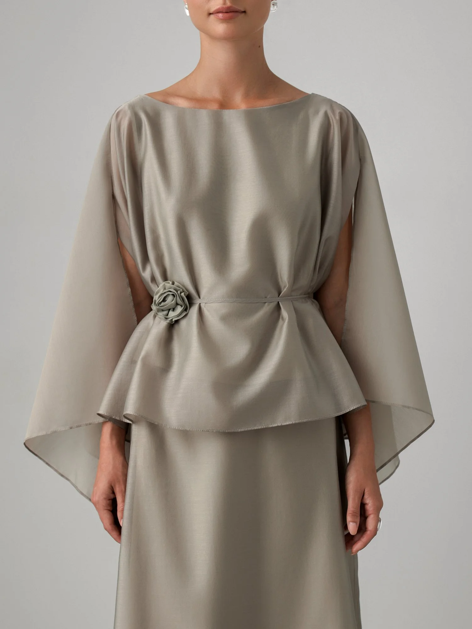 Костюм: топ и юбка (onesize (40-44RU), серая олива). Избражение № 2