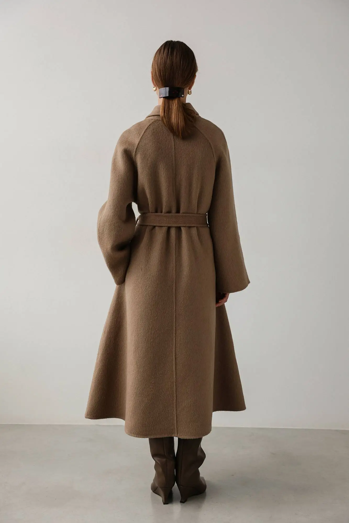 Пальто (onesize (42-46RU) бледно-коричневый). Избражение № 6