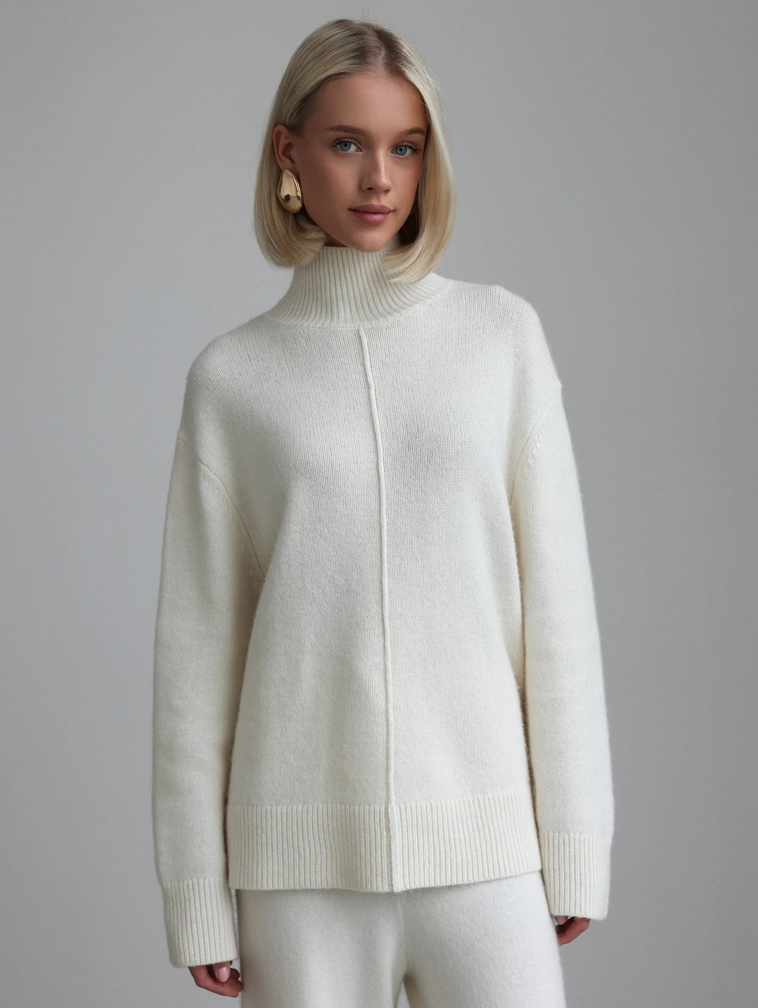 Свитер (onesize (42-46RU), молочный). Избражение № 1