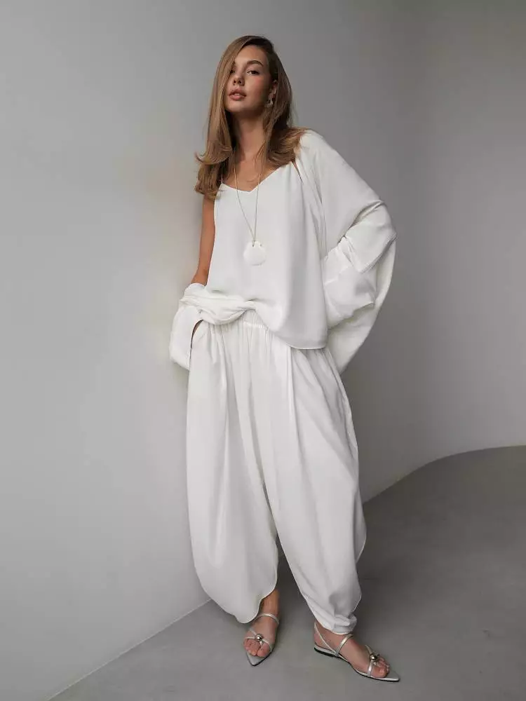 Брюки (M (44RU), белый). Изображение № 1