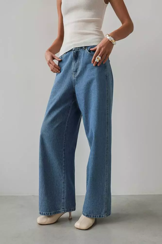 Джинсы (L (46RU), голубой). Изображение № 1