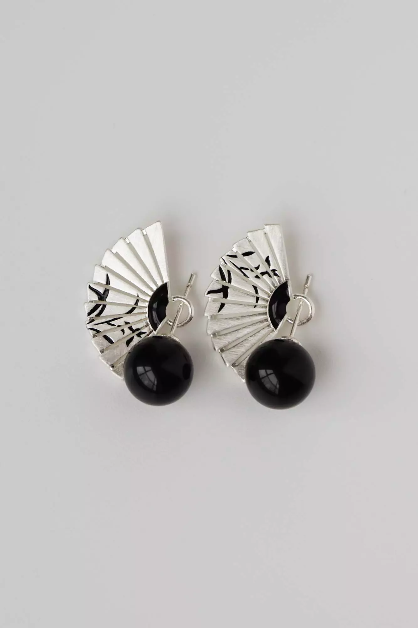 Серьги (серебристый). Избражение № 4